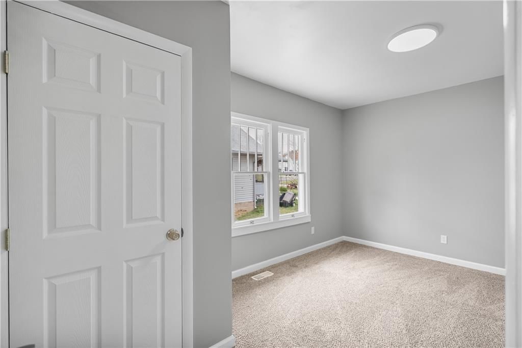 620 W Chestnut Street — photo 21