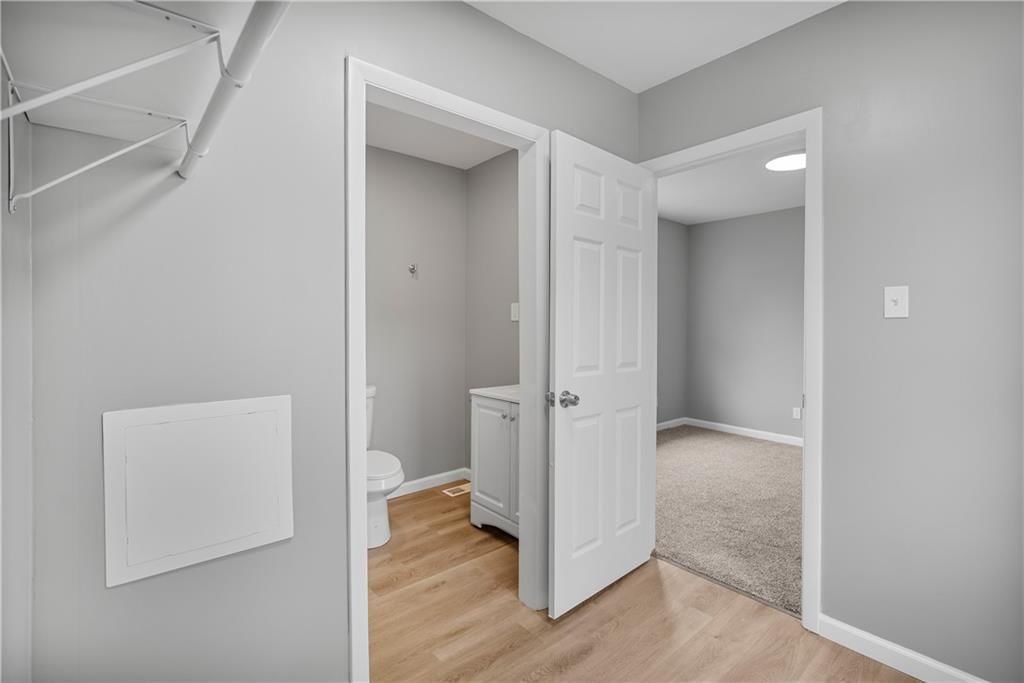 620 W Chestnut Street — photo 31