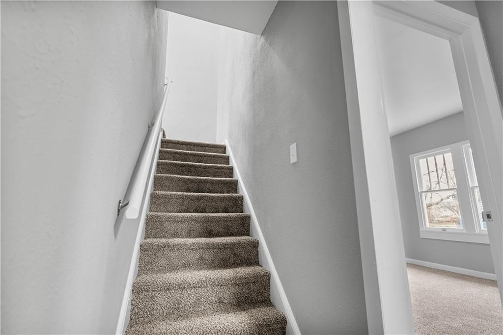620 W Chestnut Street — photo 36