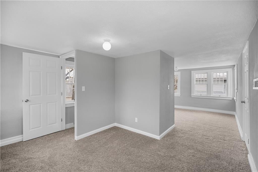 620 W Chestnut Street — photo 40