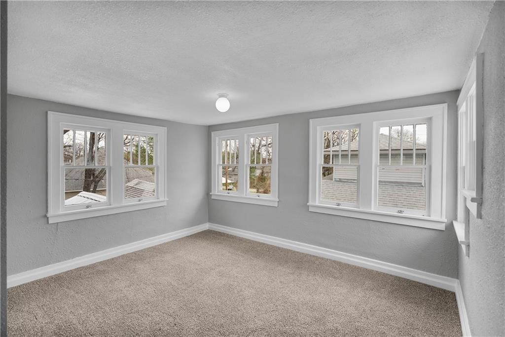620 W Chestnut Street — photo 41