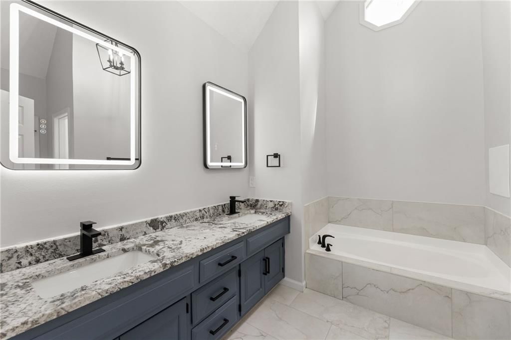 1413 S Sheridan Bridge Circle — photo 12