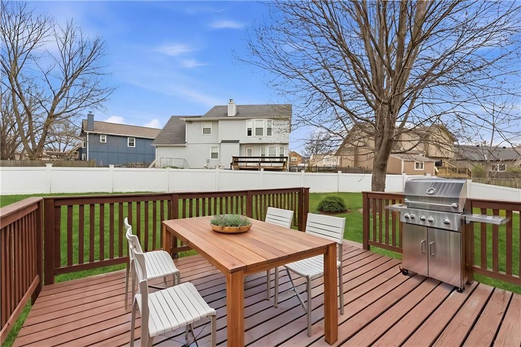 1413 S Sheridan Bridge Circle — photo 17