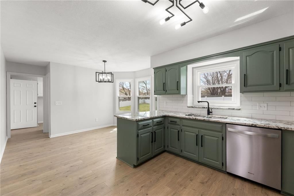 1413 S Sheridan Bridge Circle — photo 29