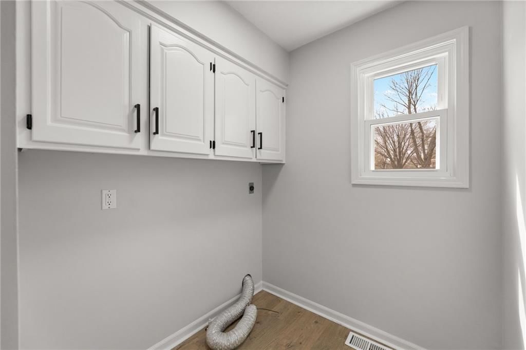 1413 S Sheridan Bridge Circle — photo 37