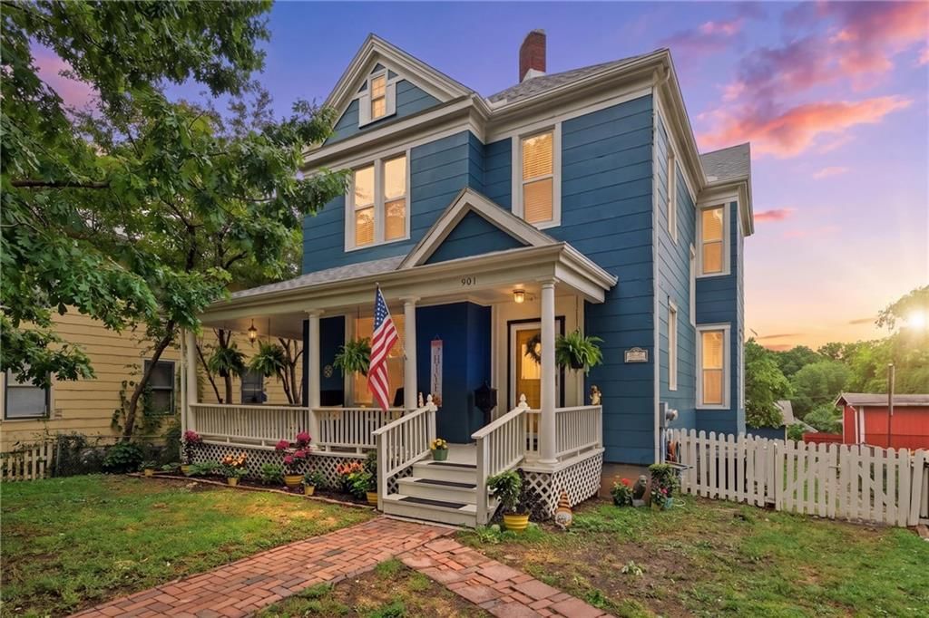 901 W White Oak Street — photo 2