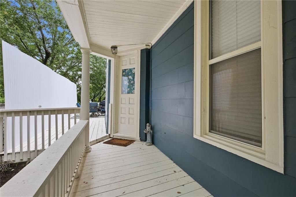 901 W White Oak Street — photo 8