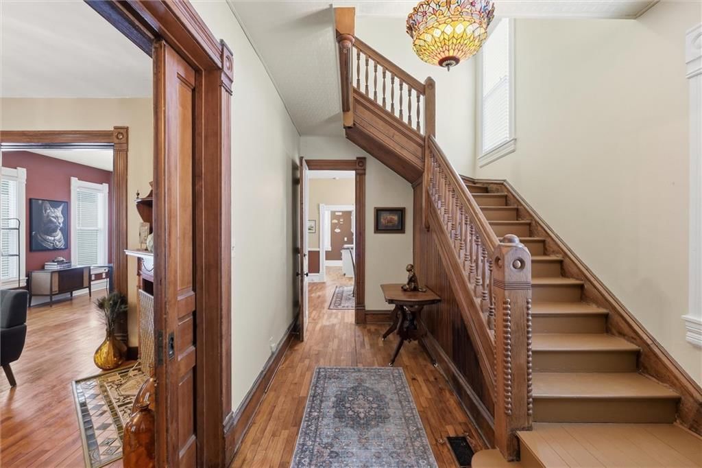 901 W White Oak Street — photo 9