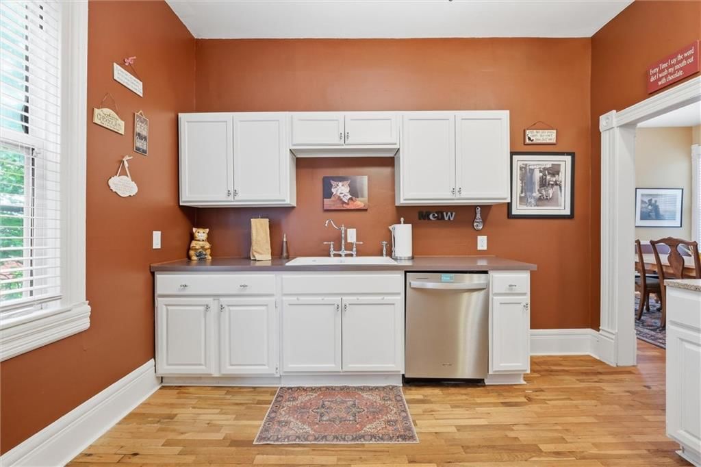 901 W White Oak Street — photo 15