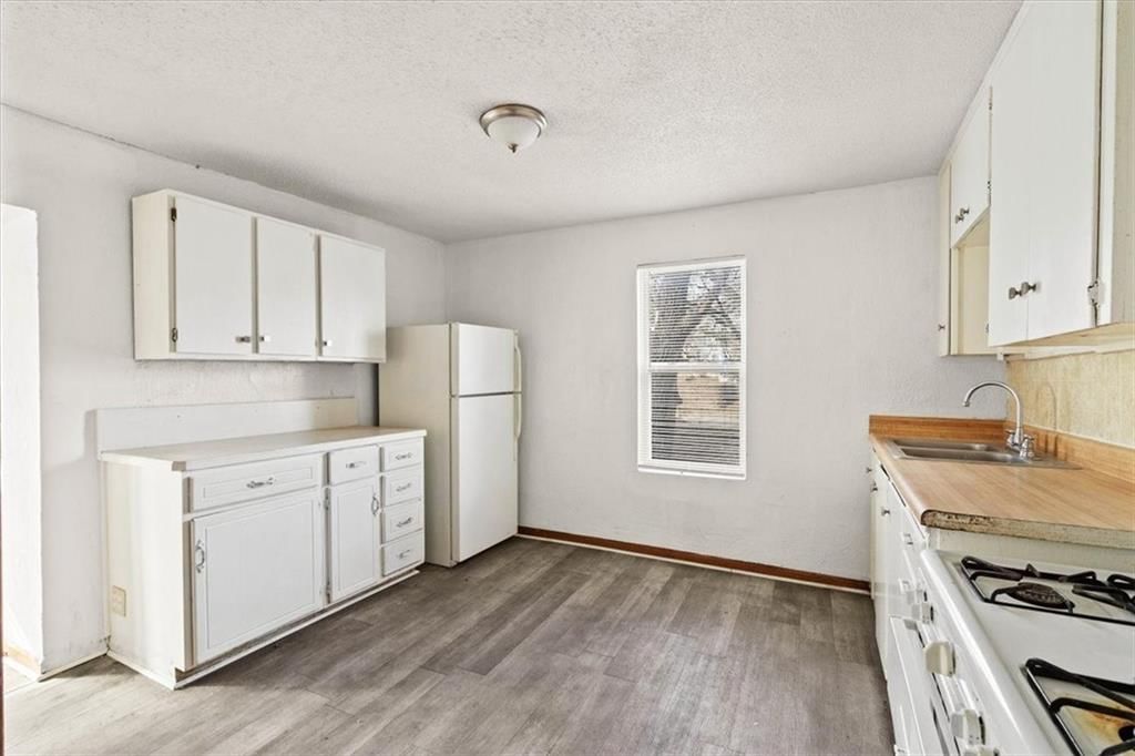 1211-1213 Reynolds Avenue — photo 10