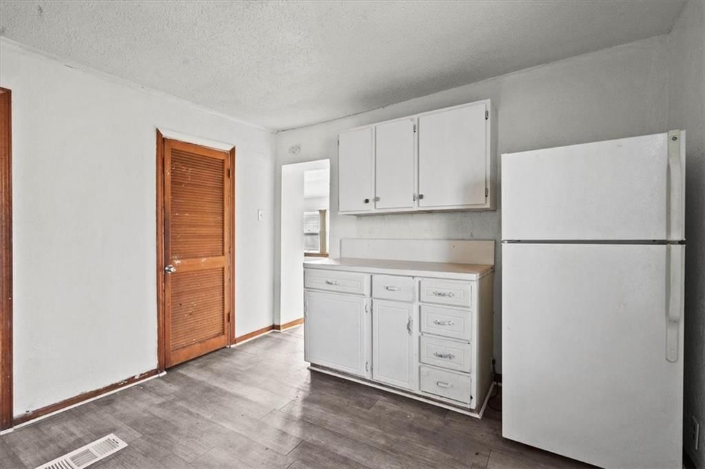 1211-1213 Reynolds Avenue — photo 12