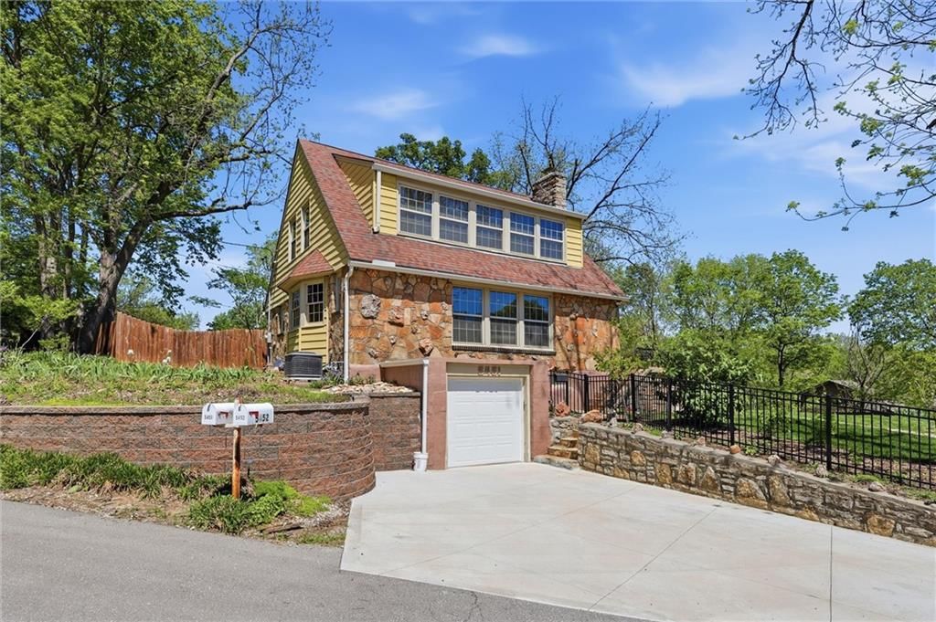 5451 NW Venetian Drive, Houston Lake, MO