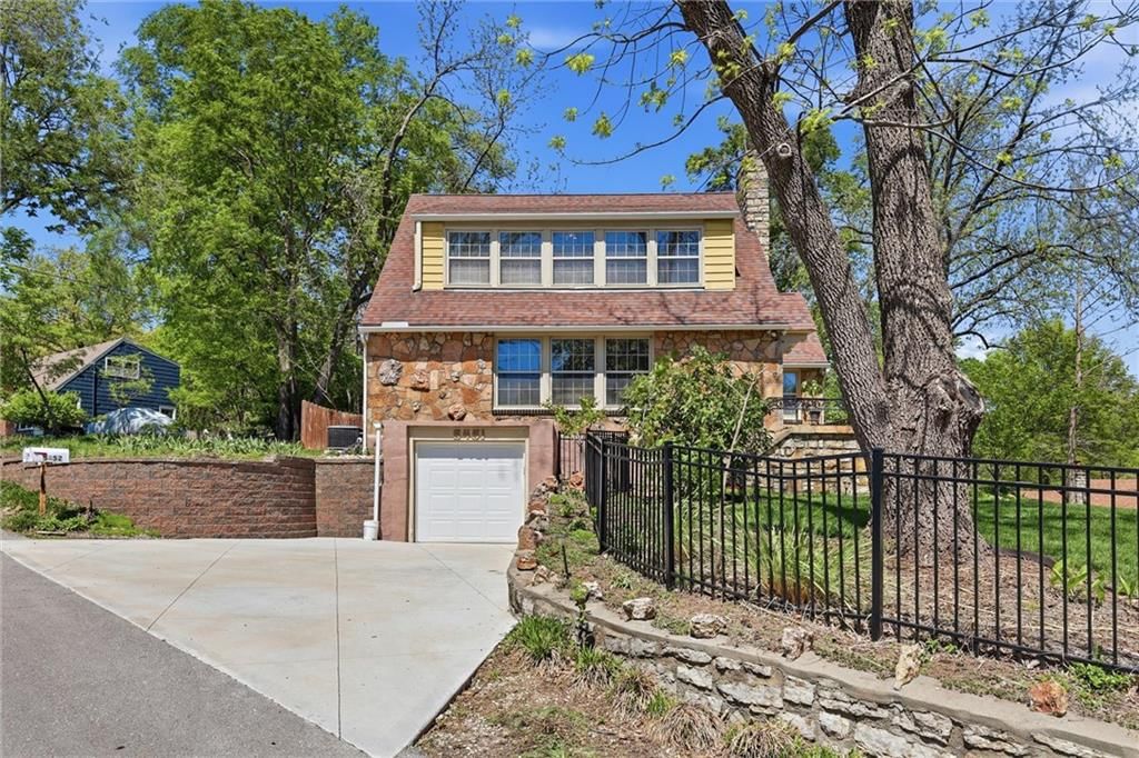 5451 NW Venetian Drive, Houston Lake, MO: listing photo 2