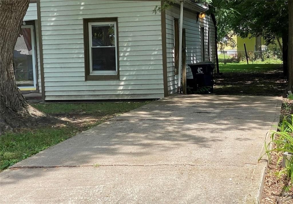 8241 Highland Avenue — photo 2