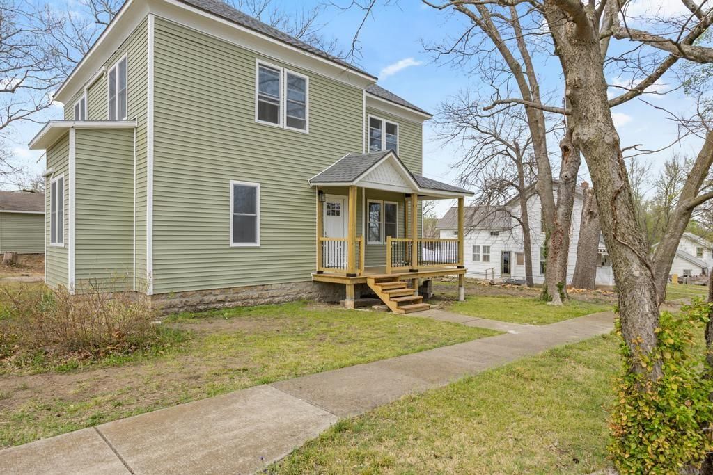 124 S Margrave Street — photo 3