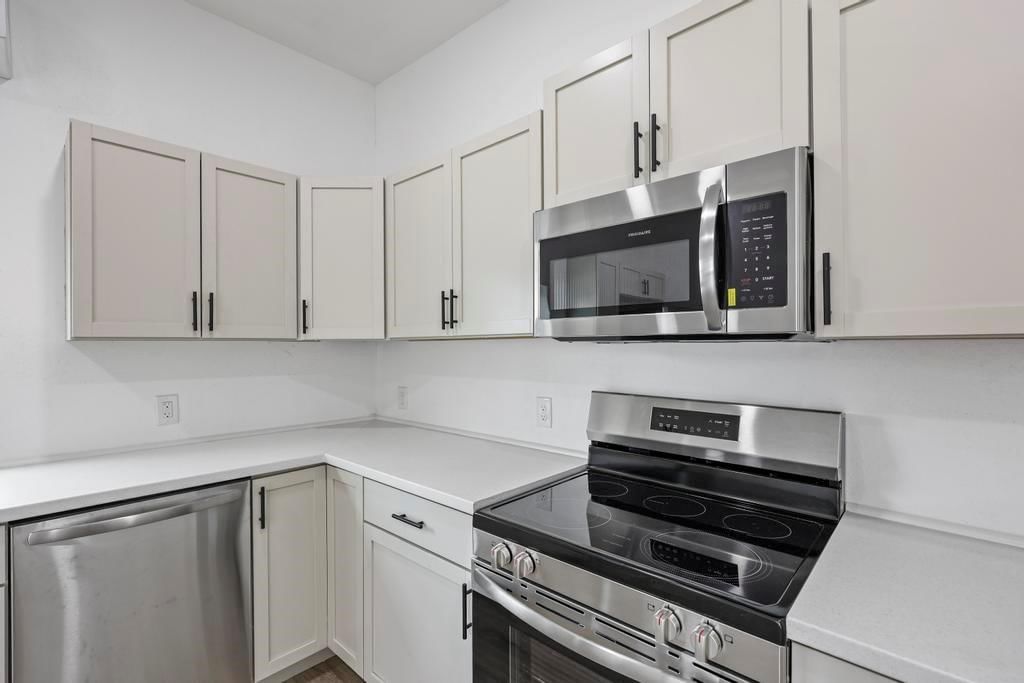 124 S Margrave Street — photo 10