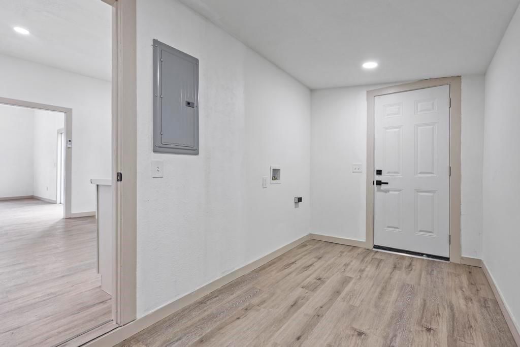 124 S Margrave Street — photo 12