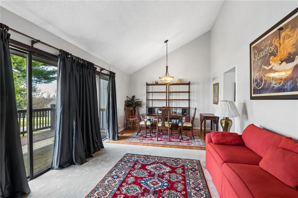 5735 N Oregon Avenue — photo 3