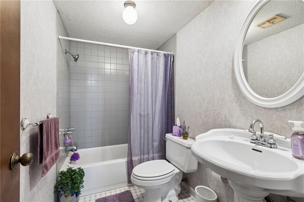 5735 N Oregon Avenue — photo 16