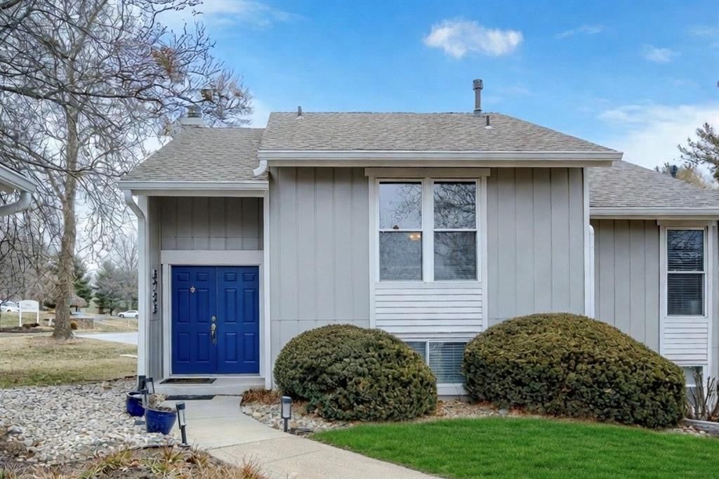 5735 N Oregon Avenue — photo 26