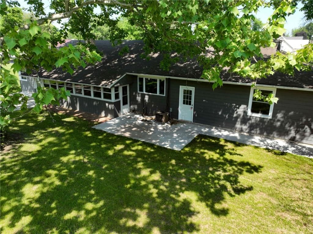 1601 Central Avenue — photo 4