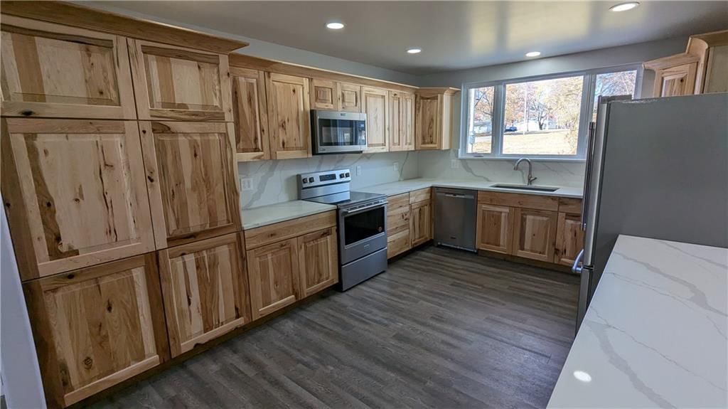 1601 Central Avenue — photo 17