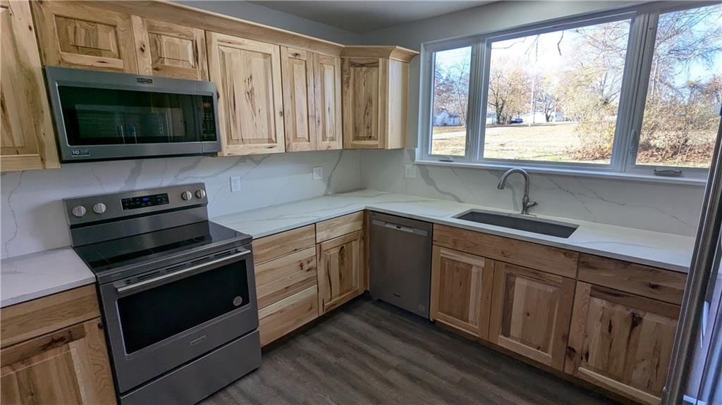 1601 Central Avenue — photo 18