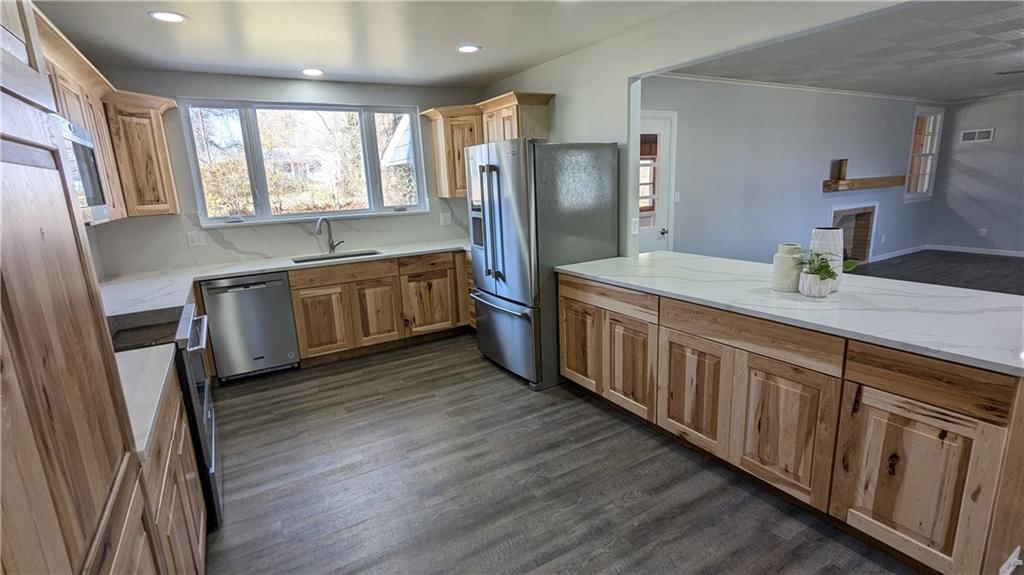 1601 Central Avenue — photo 24