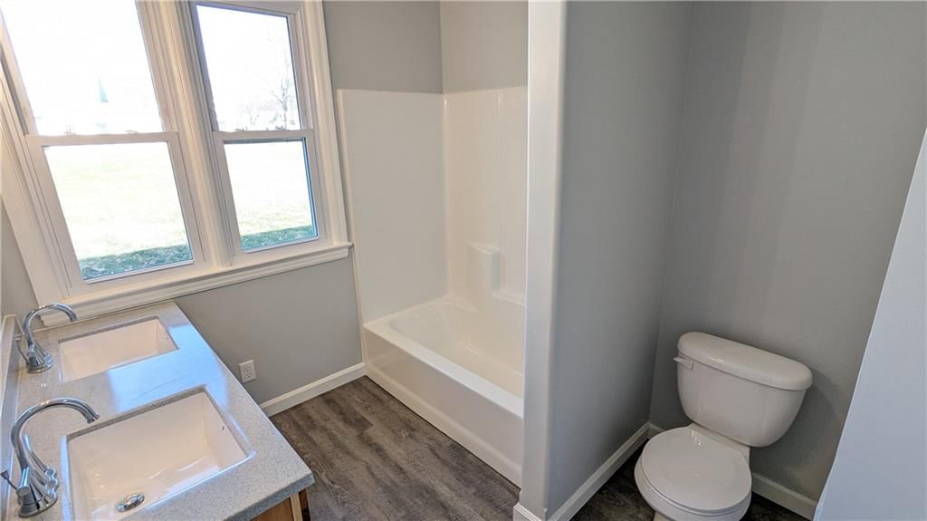 1601 Central Avenue — photo 43