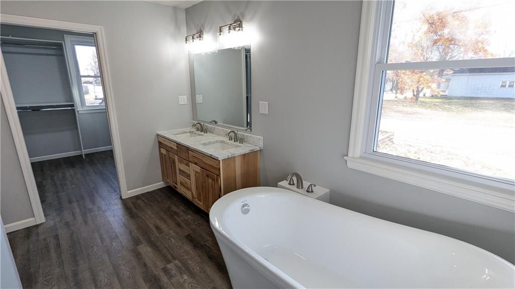 1601 Central Avenue — photo 73