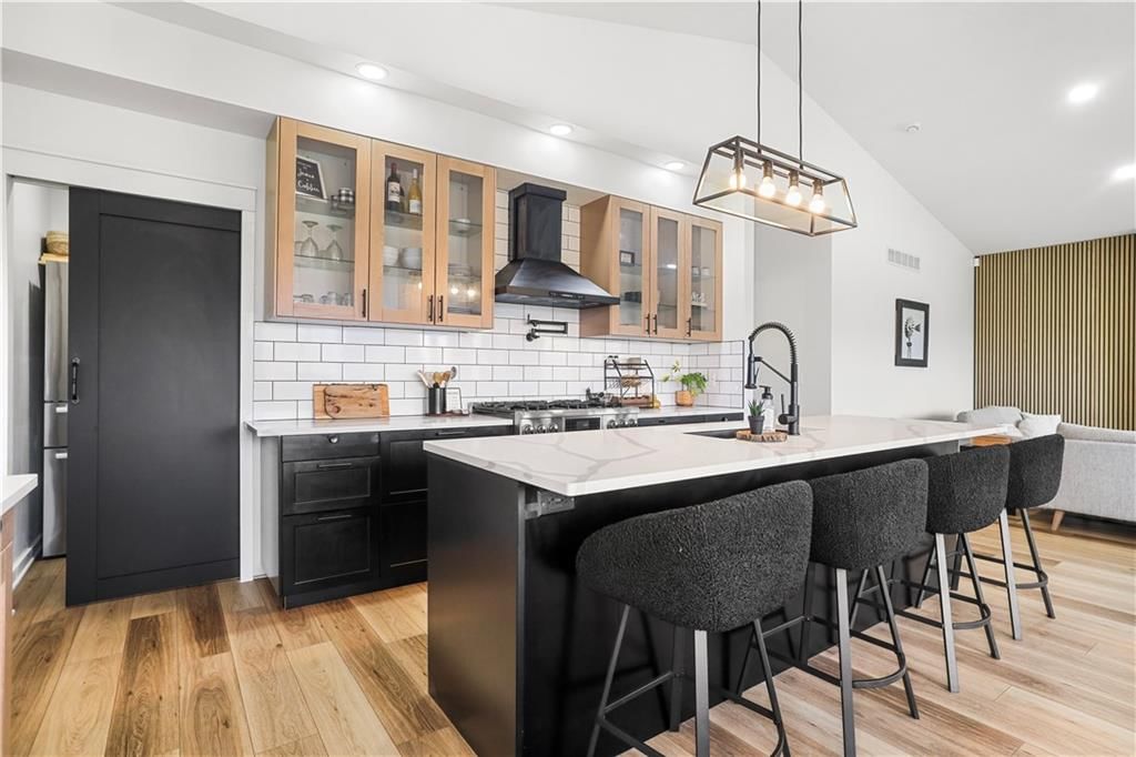 807 N Highway B N/A — photo 12