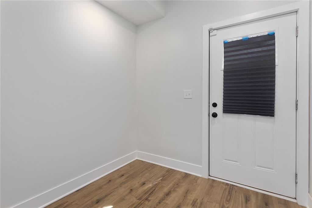 2027 Agnes Avenue — photo 14