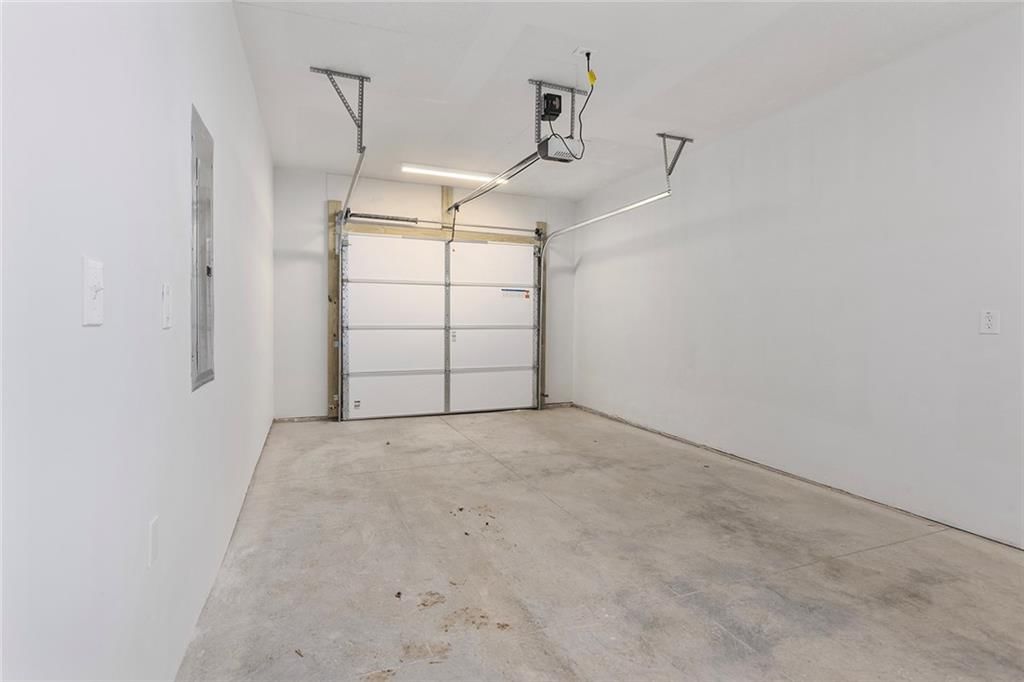2027 Agnes Avenue — photo 15