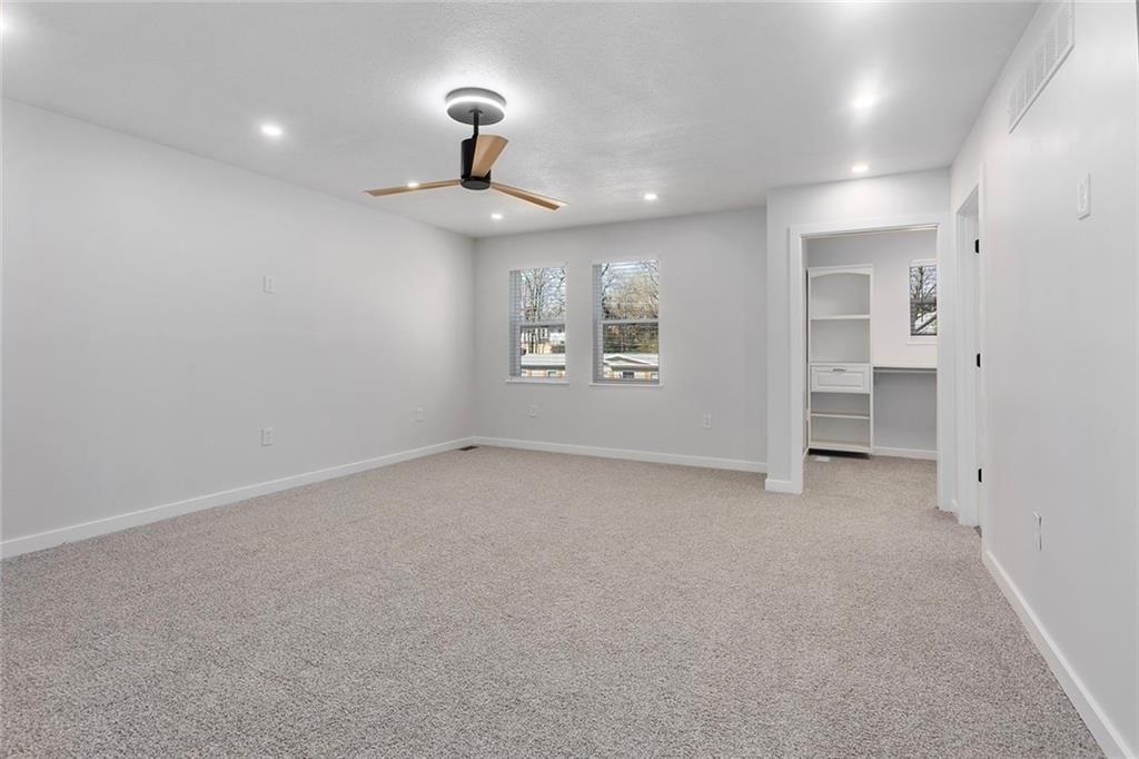 2027 Agnes Avenue — photo 18
