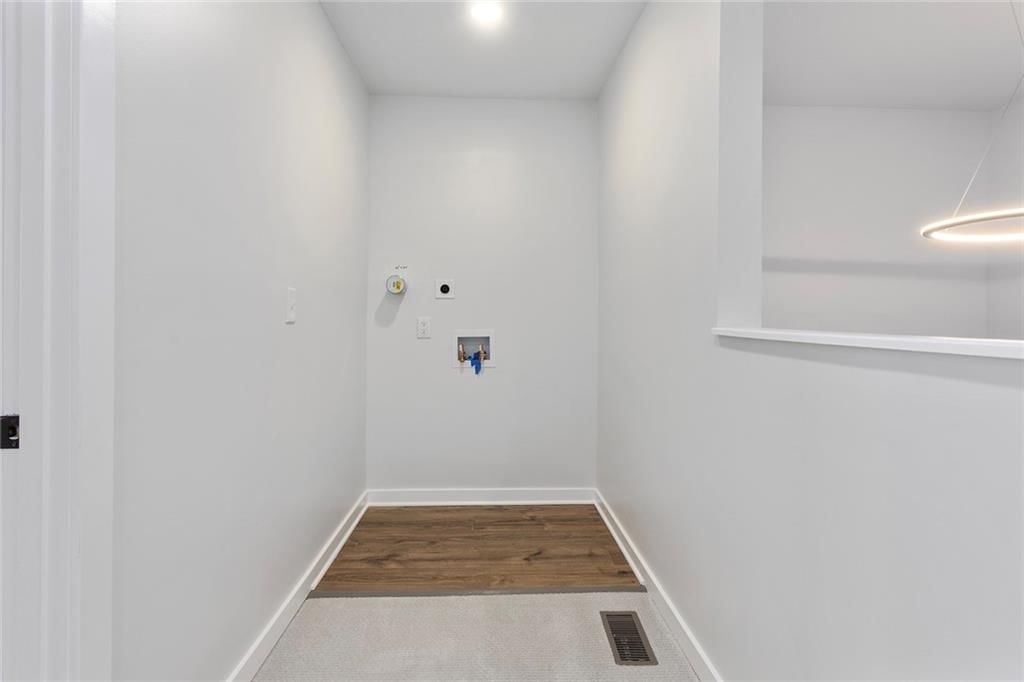 2027 Agnes Avenue — photo 29