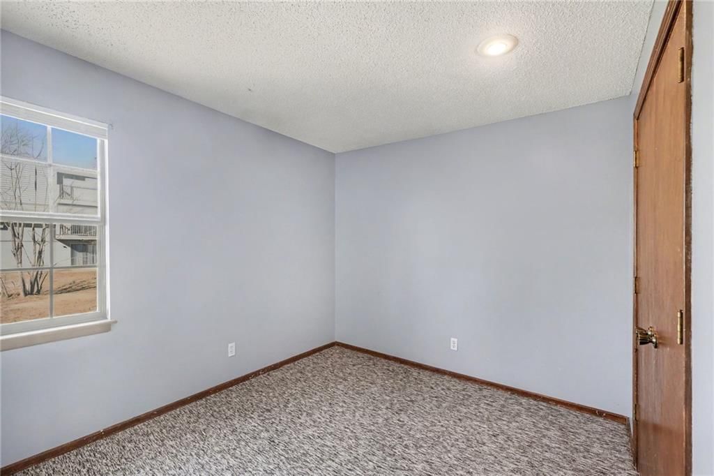 8630 Lane Avenue — photo 11