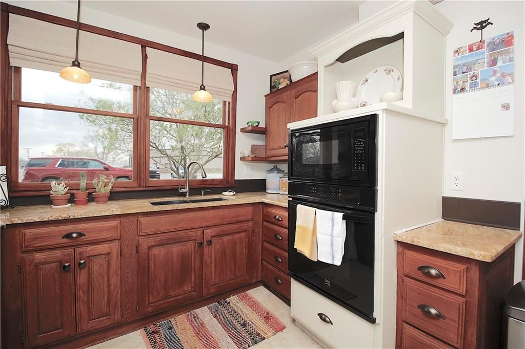 819 W 7th Avenue — photo 9