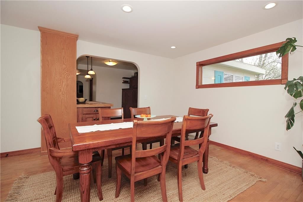 819 W 7th Avenue — photo 16
