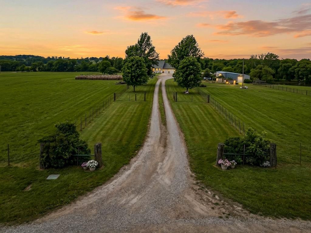 862 SW 1651 Road, Holden, MO
