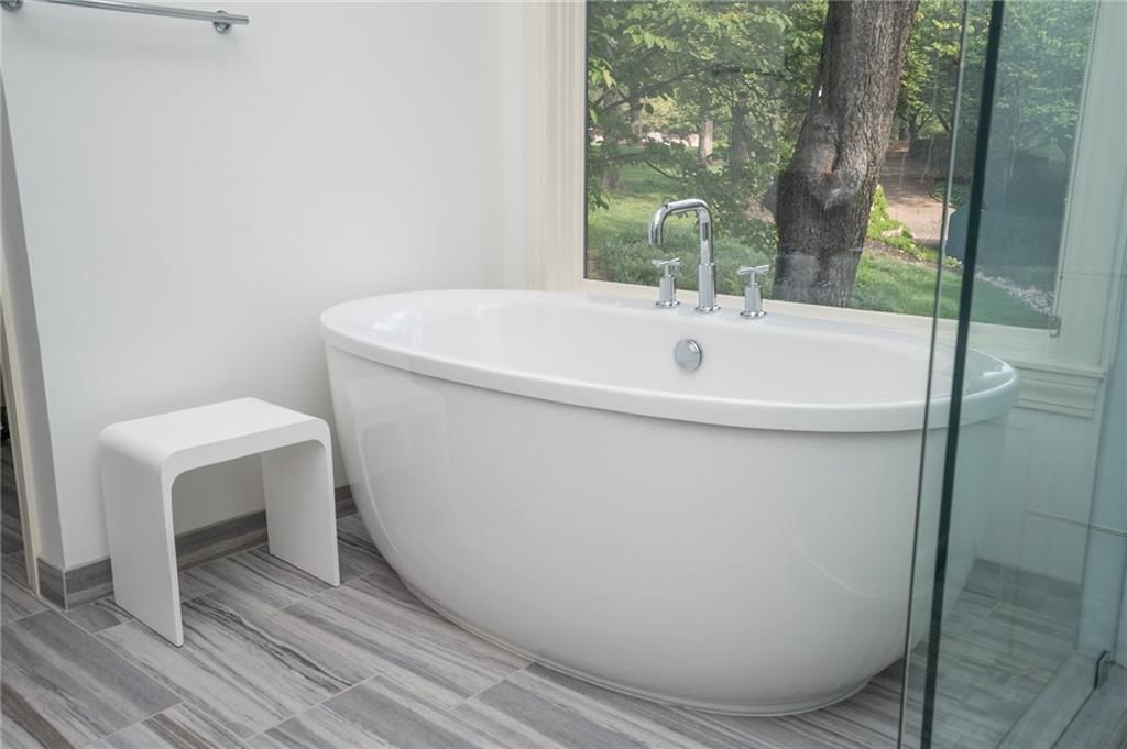 204 Fall Creek Road — photo 33