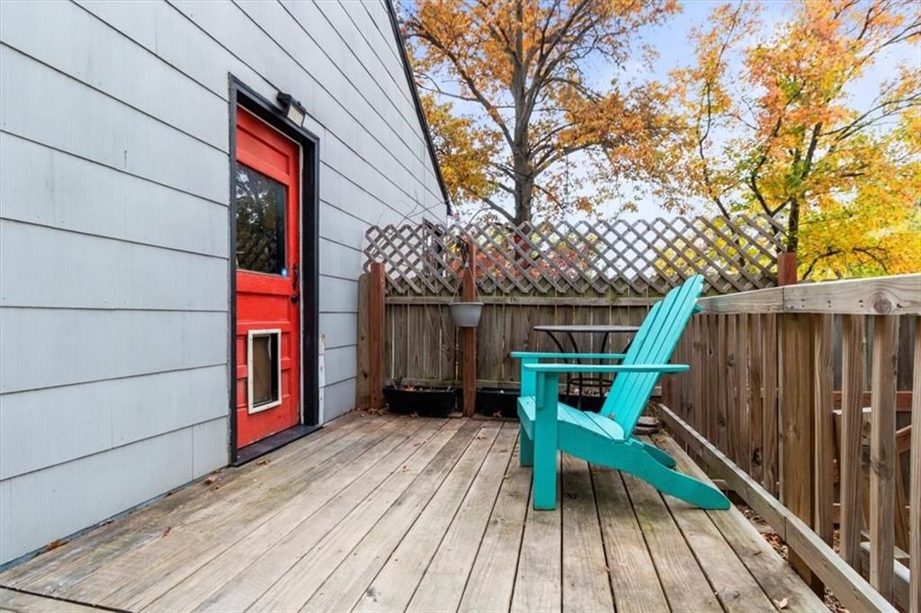 101 E Pocahontas Lane — photo 17