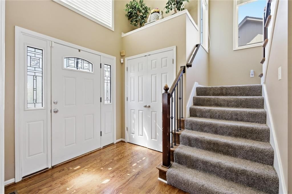 217 NE Paseo Place — photo 3