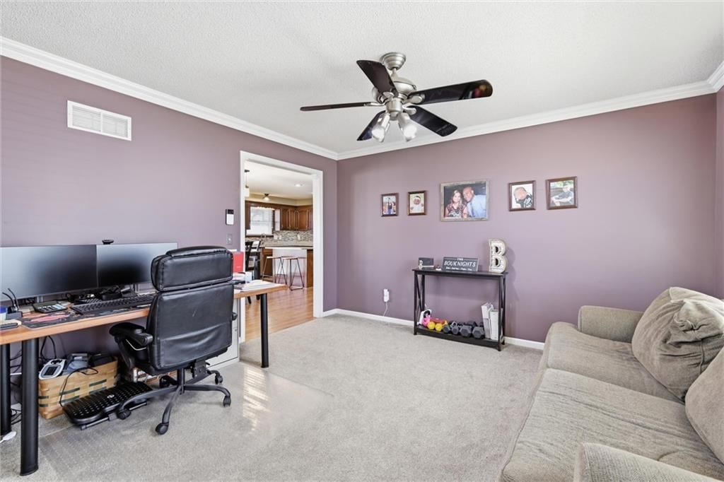 217 NE Paseo Place — photo 6