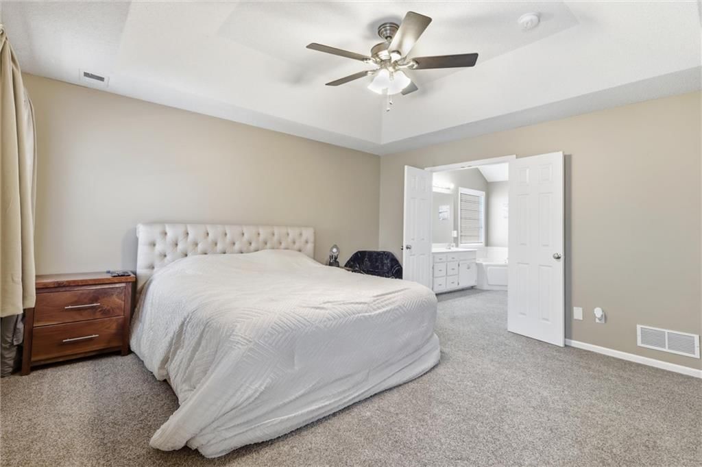 217 NE Paseo Place — photo 25