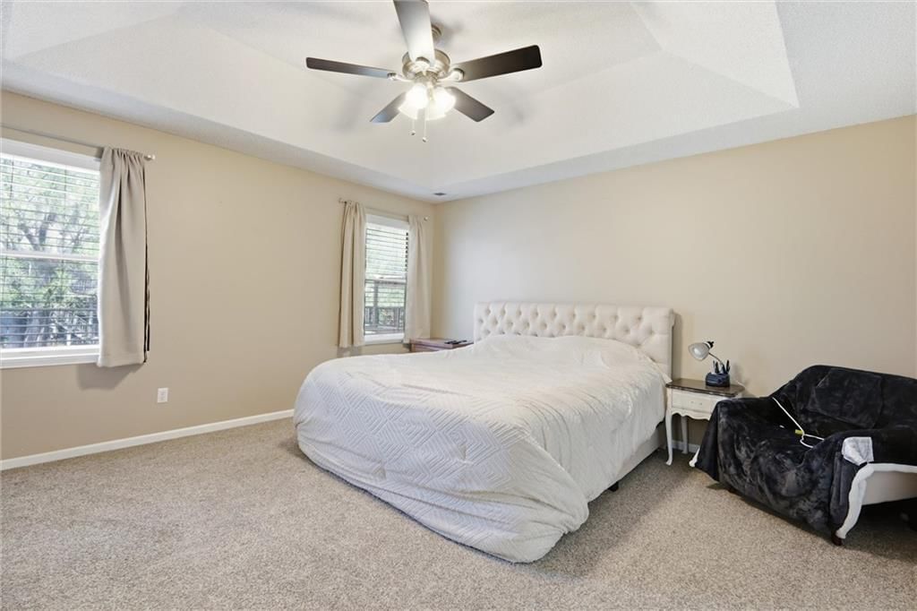 217 NE Paseo Place — photo 27