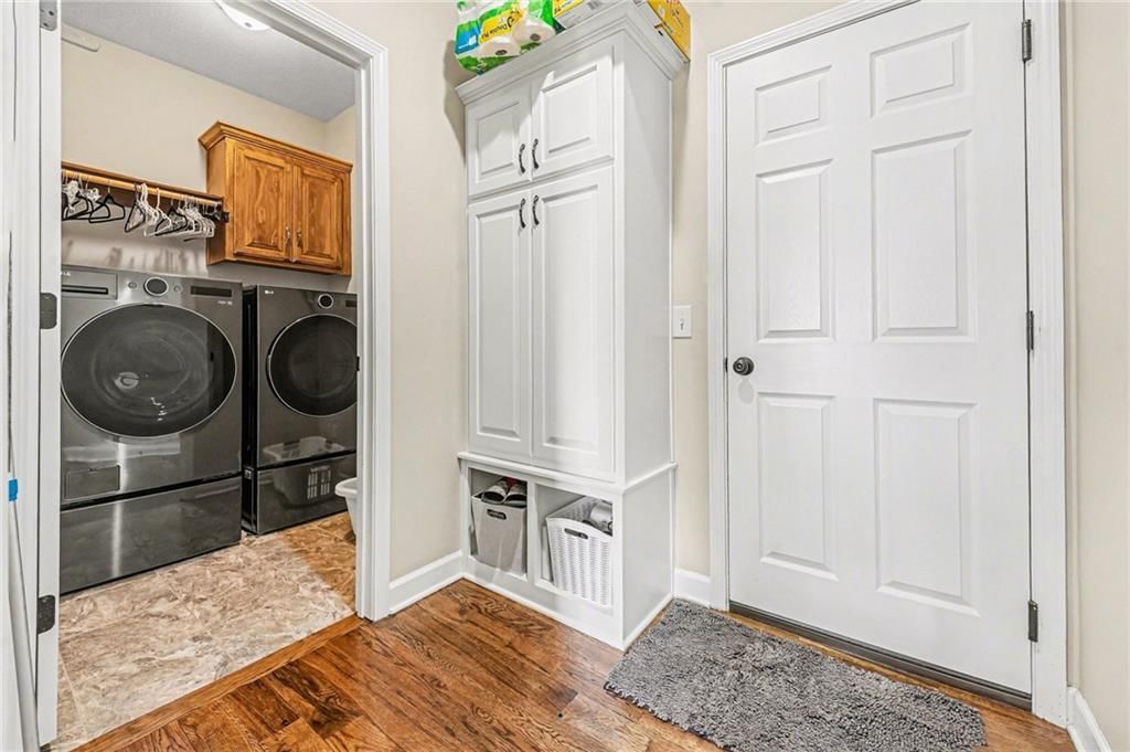 9920 N Manning Avenue — photo 12