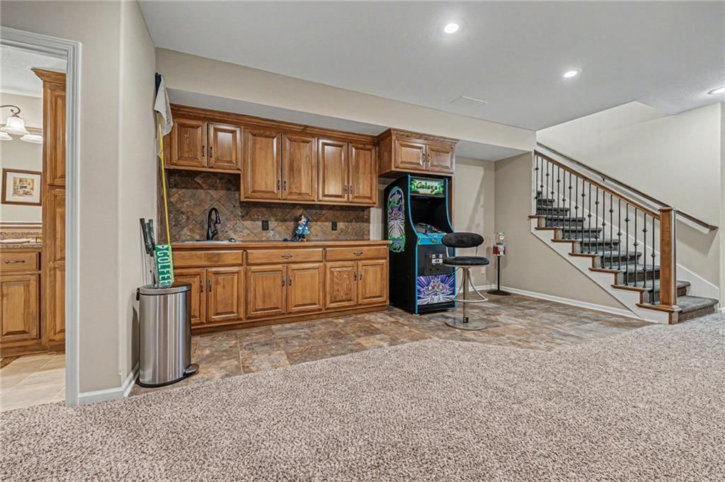 9920 N Manning Avenue — photo 19