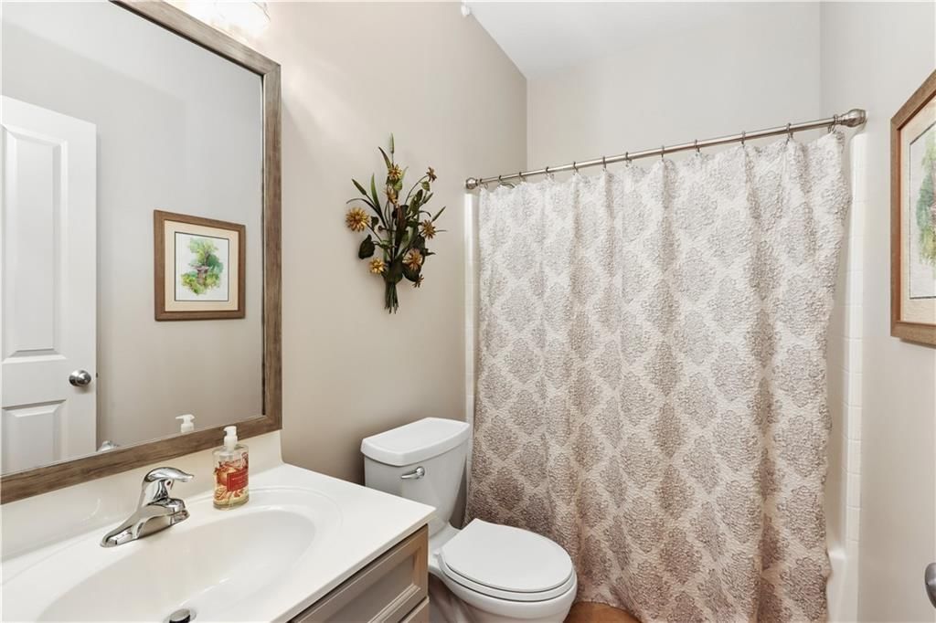15816 robinson Street — photo 16