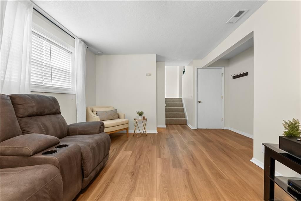 12605 Locust Street — photo 14