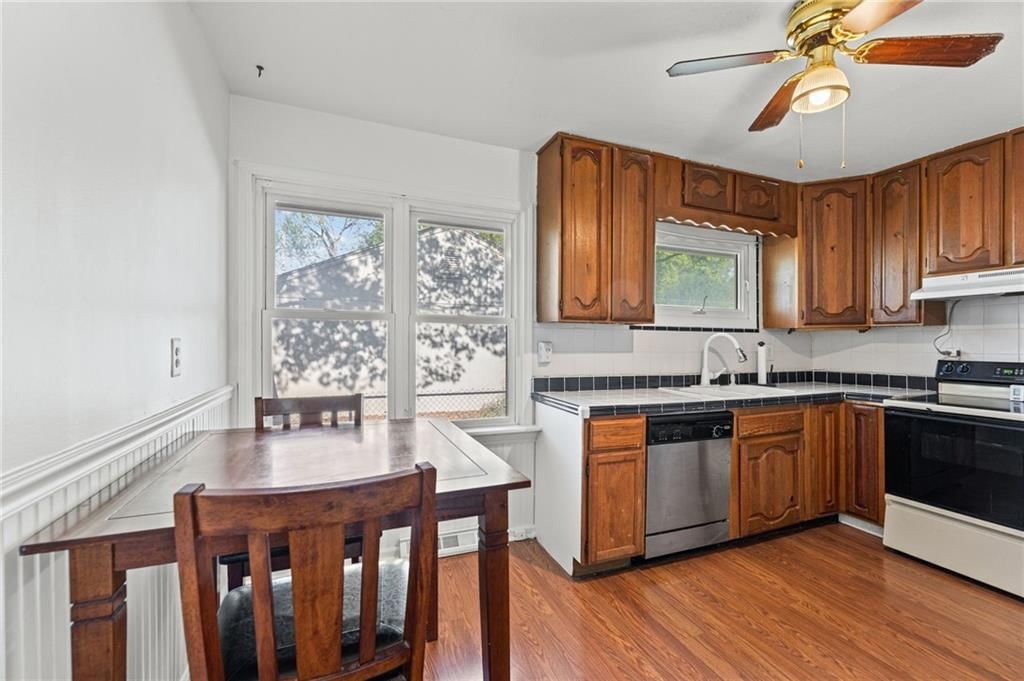 401 S Madison Street — photo 6